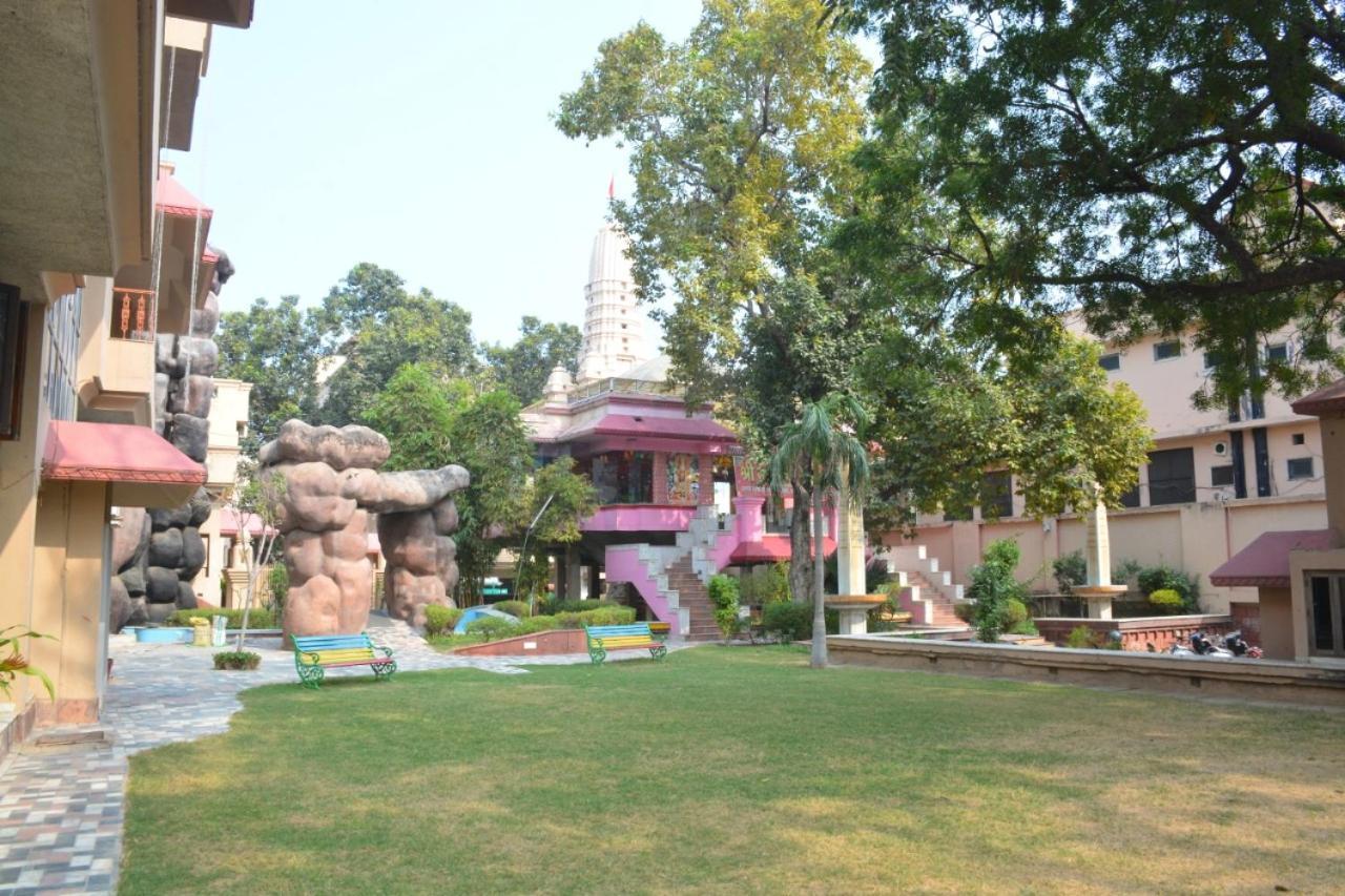 Ananda Krishna Van Vrindāvan Exterior foto